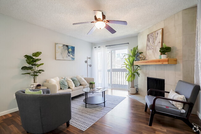 Building Photo - Beautiful - Large 2 Bedroom/2 Bathroom Con... Unit C-303 Rental