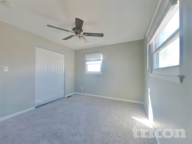 Photo - 2305 Berkley St