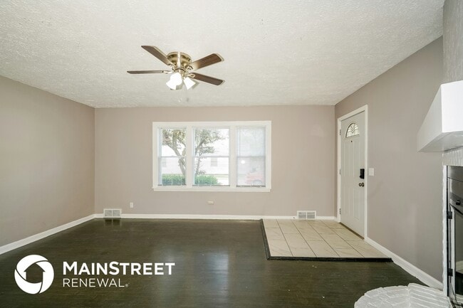 Photo - 806 French St