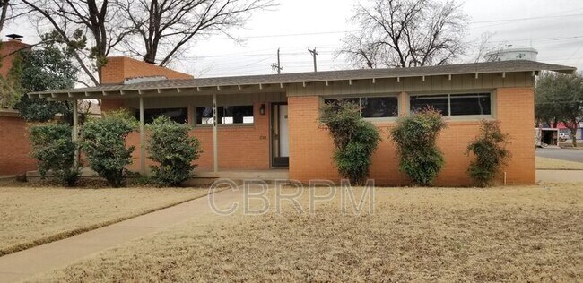 Photo - 2219 33rd St