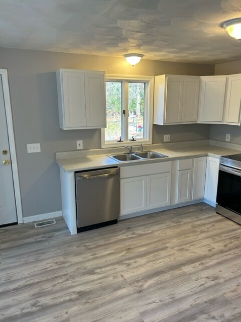 Photo - 432 Sampan Ave