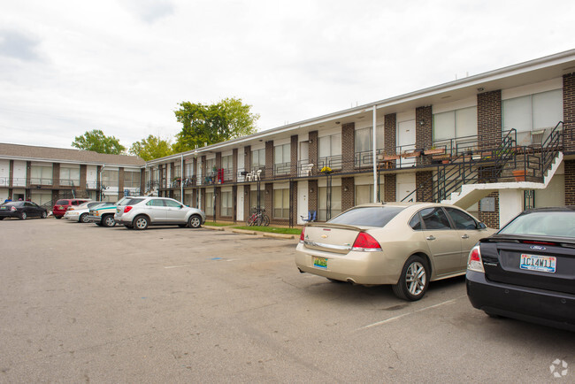 Building Photo - Twin Gates Rental