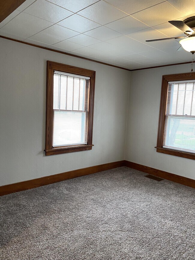 Photo - 1285 Lincoln Dr