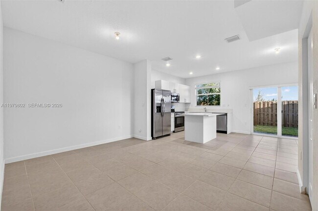 Photo - 2650 SE 29th St