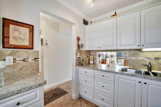 Photo - 2800 NW 47th Terrace Condo Unit 203b