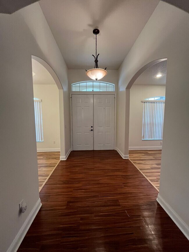 Photo - Beautiful 3/2/2 on 1/3 of an acre