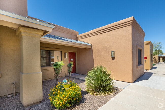 Building Photo - Rio Antigua Townhomes