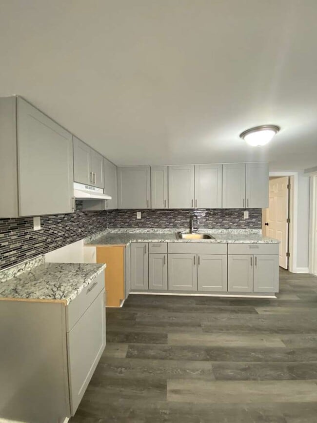 Photo - 132 Willow St Unit 6F