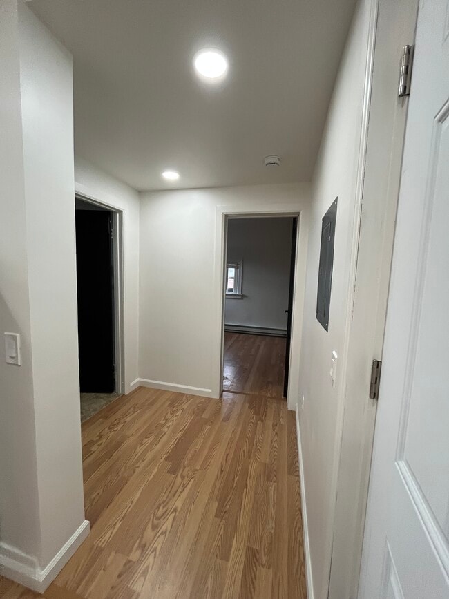 Photo - 206 Main St Unit 9