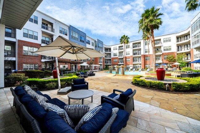 Photo - 5455 Richmond Ave.