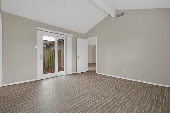 Photo - 6305 Emerald Forest Dr