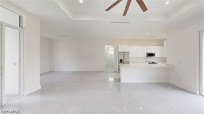 Building Photo - 6048 Stratton Rd