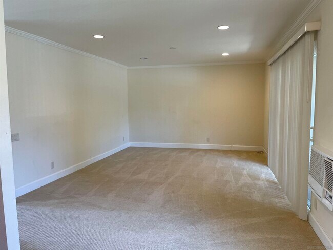 Photo - 3172 Via Alicante