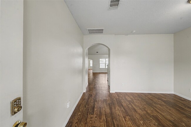 Photo - 1111 Auburn View Ln