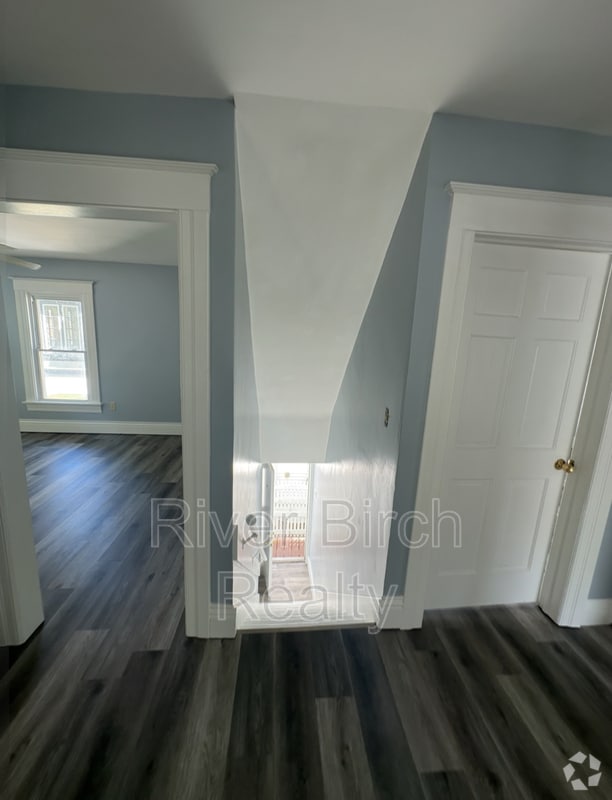 Building Photo - 430 W Edwards St Rental