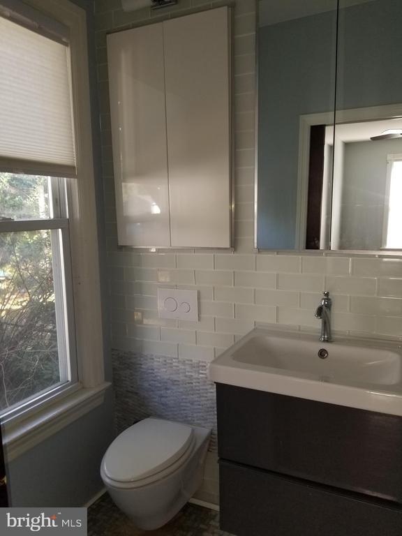 219 Woodlawn Terrace Unit 1 Apartment Collingswood, NJ