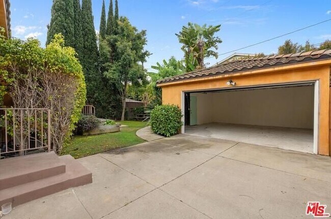 Photo - 4037 Wasatch Ave