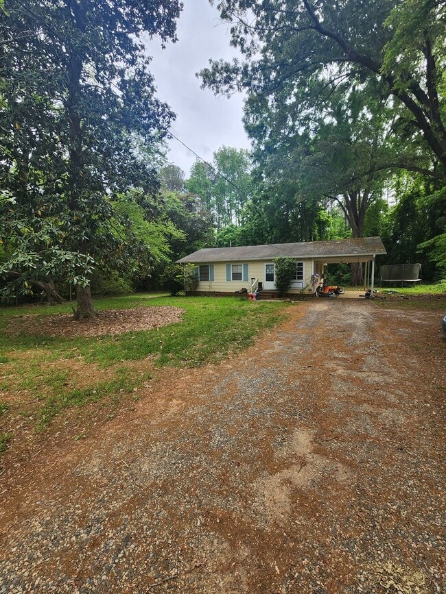106 Taylor St