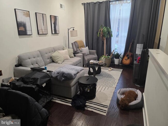 Photo - 512 W Montgomery Ave Unit 2