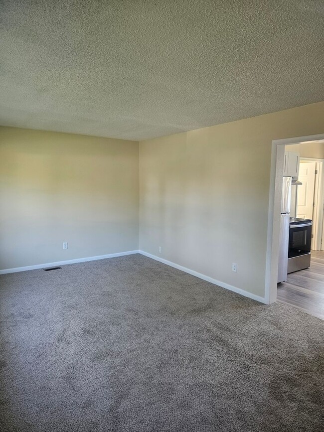 Photo - 845 Berkshire Terrace