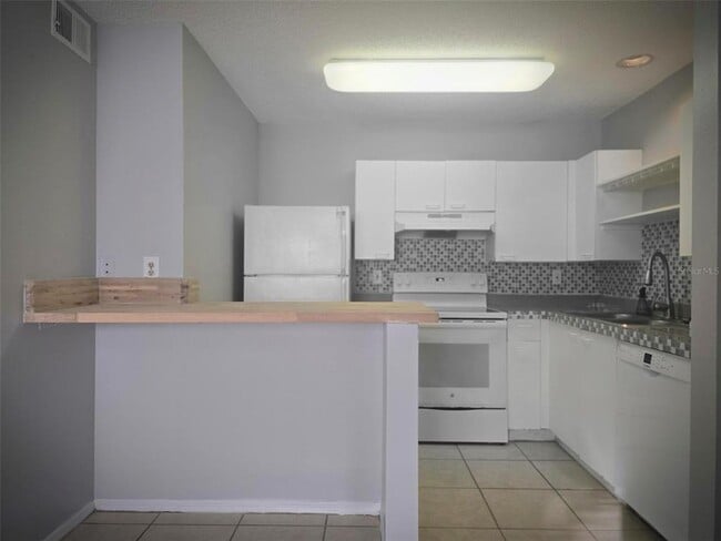 Photo - 10122 Winsford Oak Blvd Unit 406