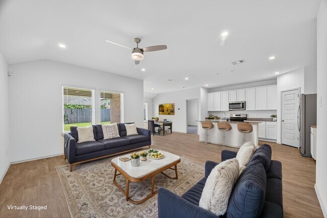 Photo - 9721 Chelsea St