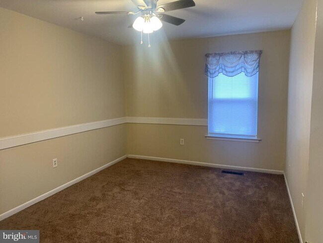 Photo - 2840 Brighton Pl