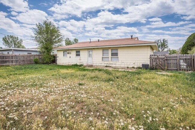 Photo - 1124 W Juniper Dr