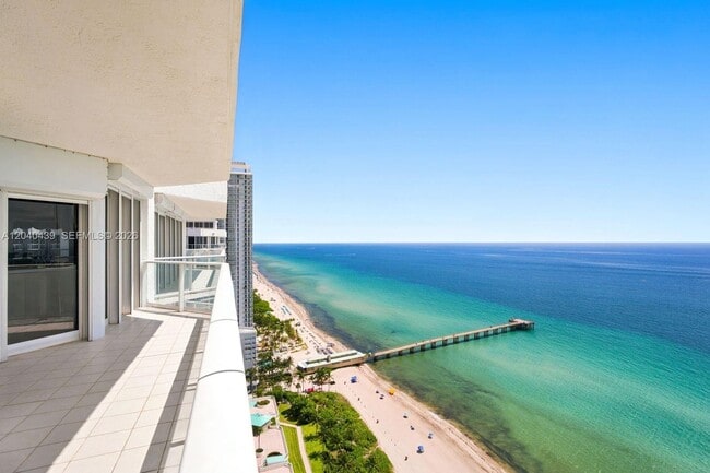 Building Photo - 16445 Collins Ave Unit OS21/26(11B)
