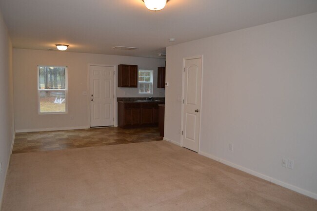 Photo - 3 Bedrooms, 1 Car Garage on Cul-de-sac Lot