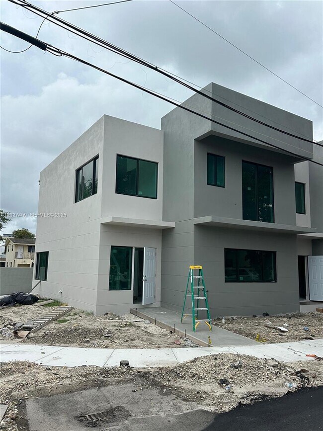Photo - 6480 NE 1st Ave Unit 6470