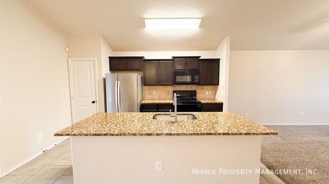 Photo - 7452 103rd St