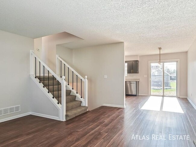 Photo - 1633 W Prairie St