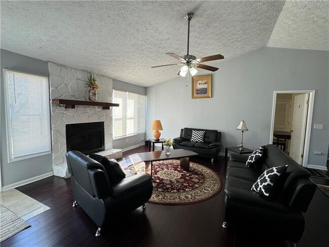Photo - 17 Hartley Woods Dr