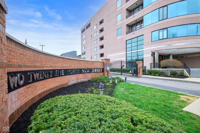 Photo - 225 N New Jersey St Unit 48