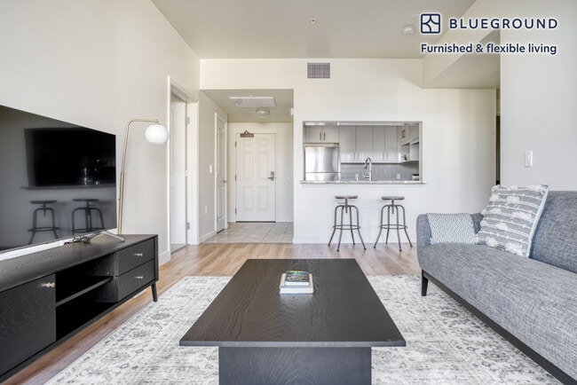 Photo - 2865 Park Blvd Unidad SI FL2-ID737