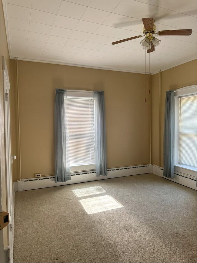 Photo - 500 Melmore St