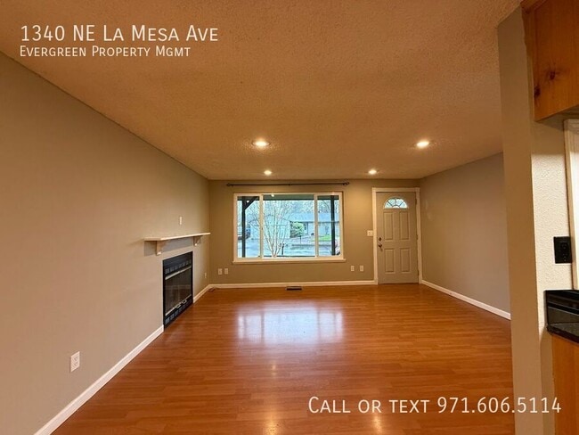 Photo - 1340 NE La Mesa Ave