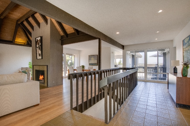 Photo - 8143 La Jolla Scenic Dr N