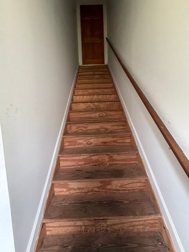 Interior Stairs - 302 Lake Ave