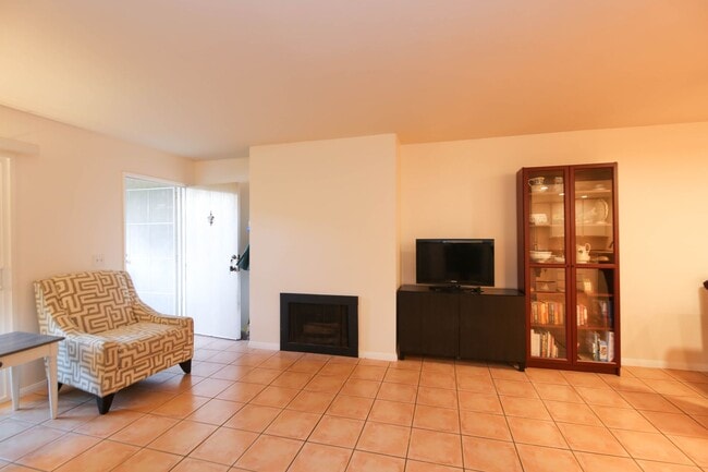 Photo - 6915 Quail Pl