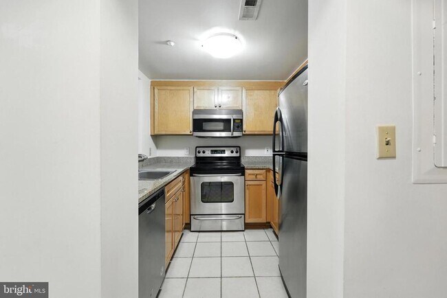 Photo - 1150 K St NW Unidad 1207
