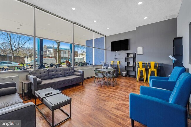 Photo - 1311 Delaware Ave SW