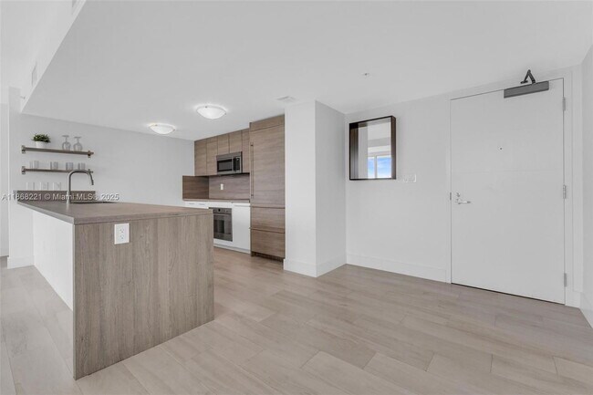 Photo - 400 Sunny Isles Blvd Unit 419