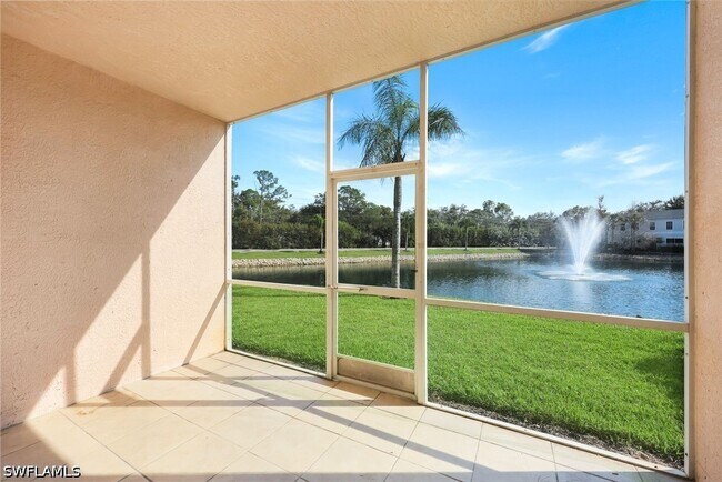 Building Photo - 3250 Cypress Glen Way Unit 402