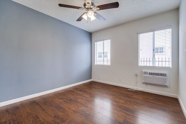 2485 Venice Blvd Venice Blvd Apartment