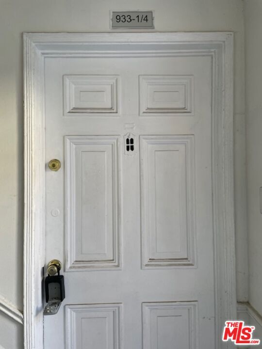 Photo - 933 S Hobart Blvd Unidad 1/4