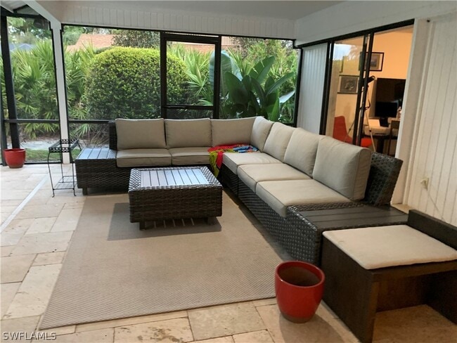 Photo - 2251 Queens Way