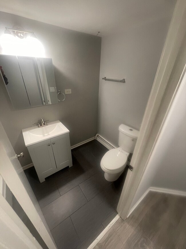 Photo - 4929 S Vincennes Ave Unidad G