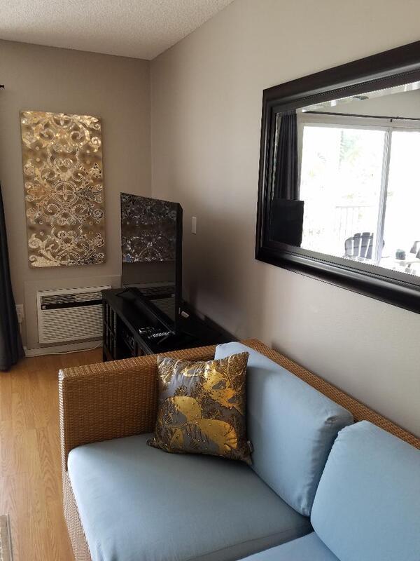 Photo - 355 Kalanianaole St Unit 211